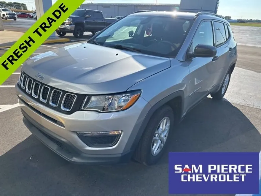 2018 Jeep Compass Sport photo 1