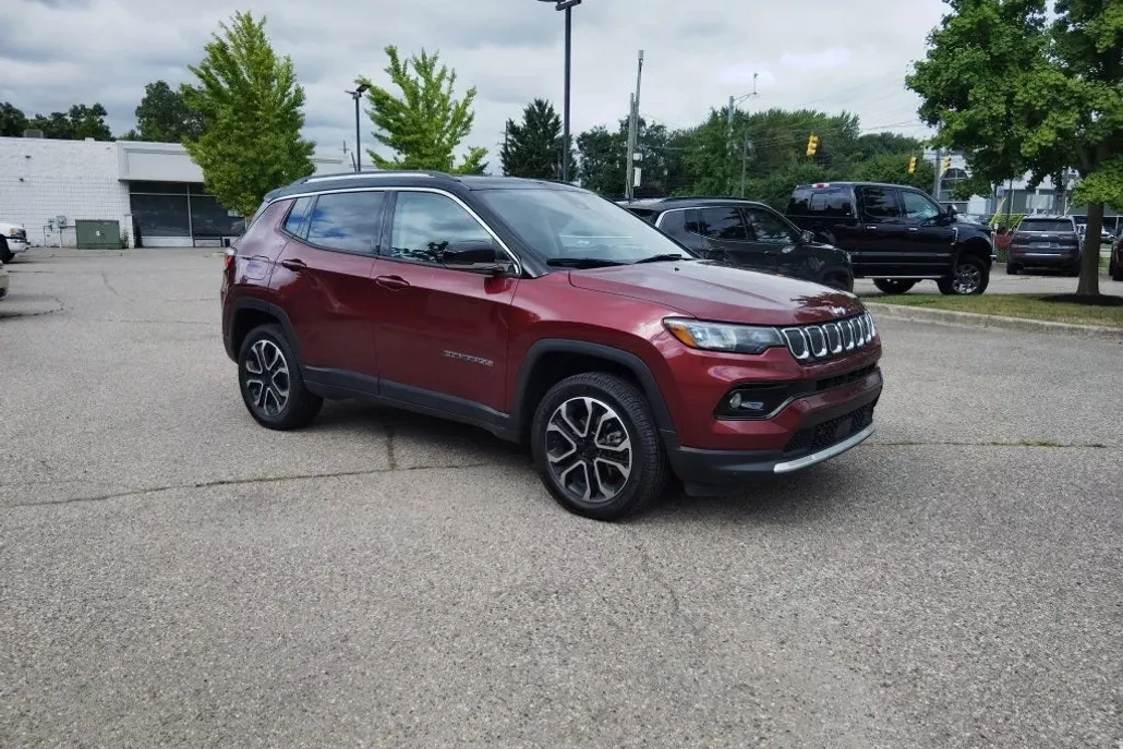 2022 Jeep Compass Limited photo 1