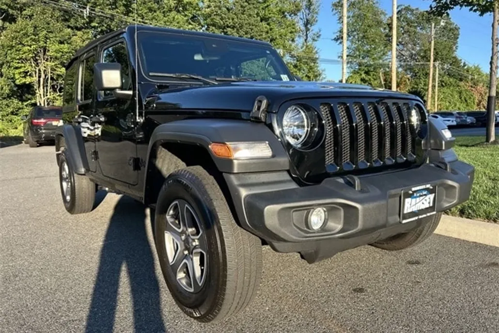 2022 Jeep Wrangler Unlimited Sport S photo 1