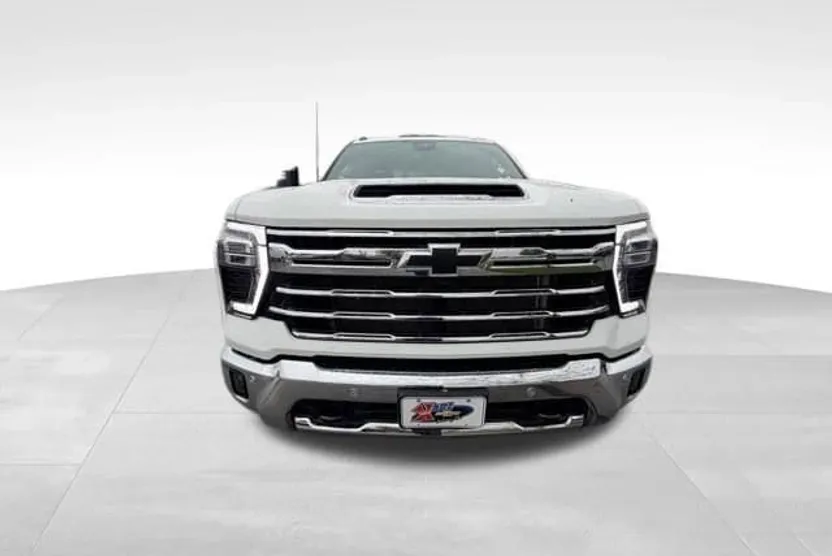 2025 Chevrolet Silverado 2500HD LTZ photo 1