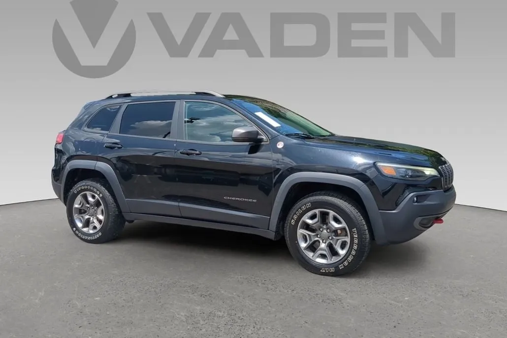 2019 Jeep Cherokee Trailhawk photo 1