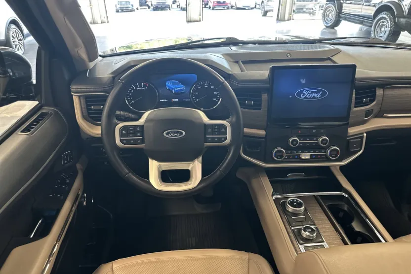2022 Ford Expedition MAX Limited photo 1