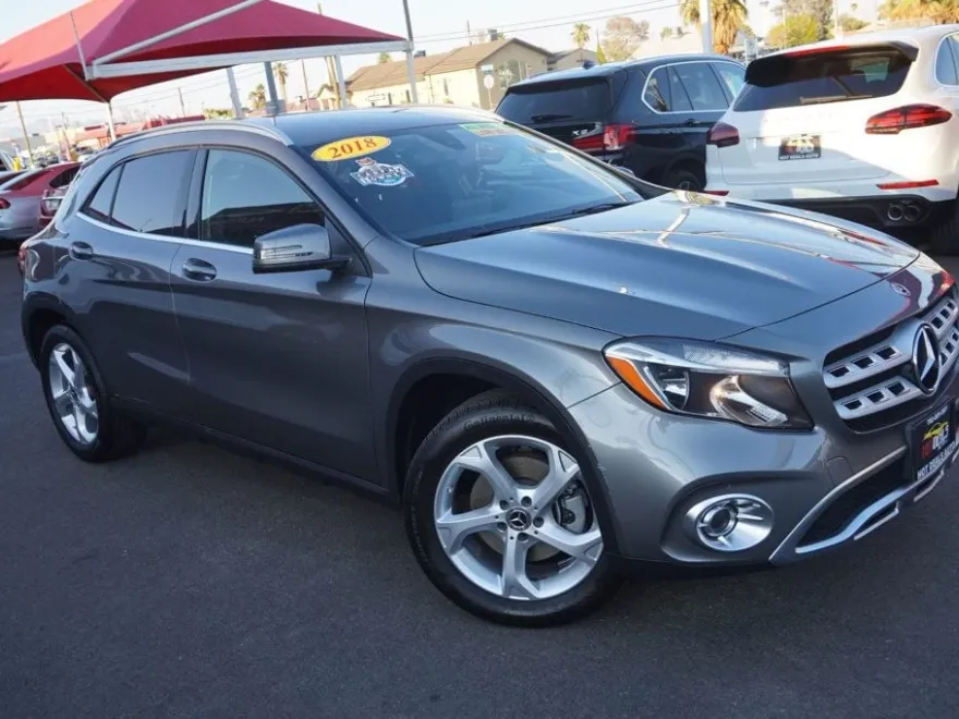 2018 Mercedes Benz GLA 250 4MATIC photo 1