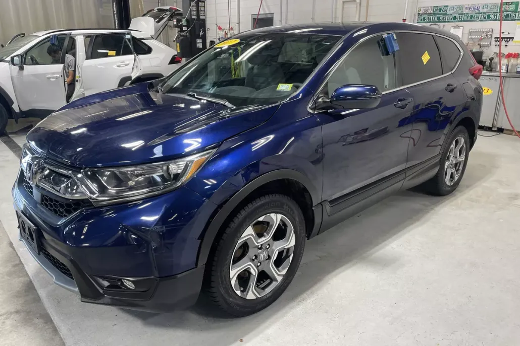 2017 Honda CR-V EX photo 1