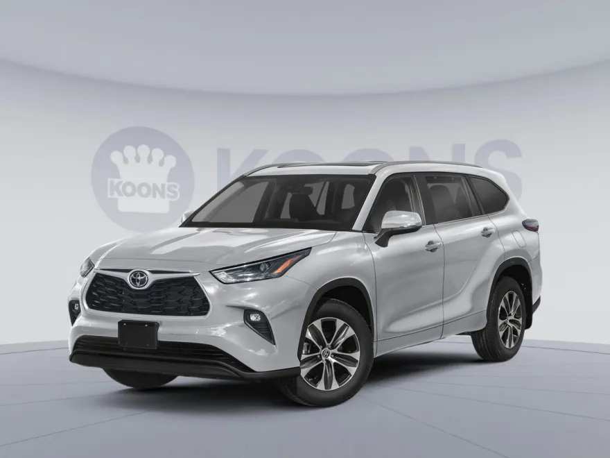 2025 Toyota Highlander XLE photo 1