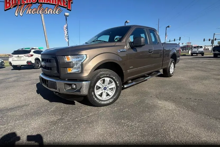 2016 Ford F-150 Lariat photo 1
