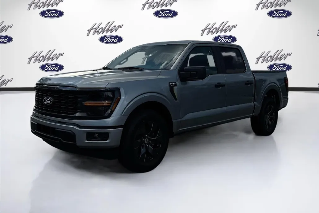 2025 Ford F-150 STX photo 1
