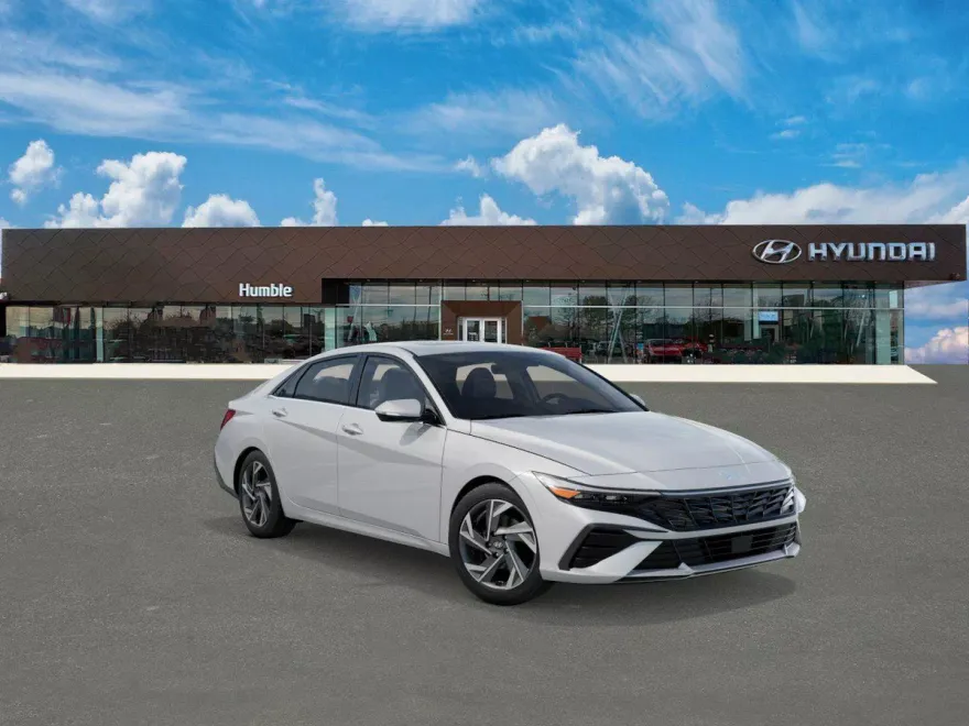 2025 Hyundai Elantra Limited photo 1