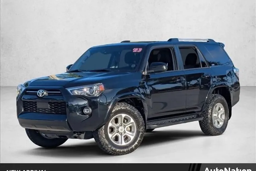 2023 Toyota 4Runner SR5 photo 1