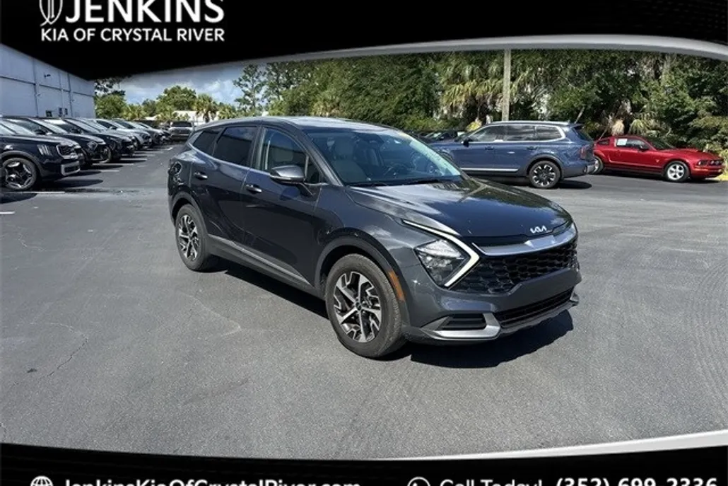 2023 Kia Sportage EX photo 1