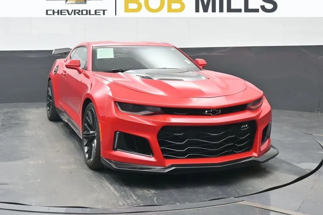 2018 Chevrolet Camaro ZL1 photo 1