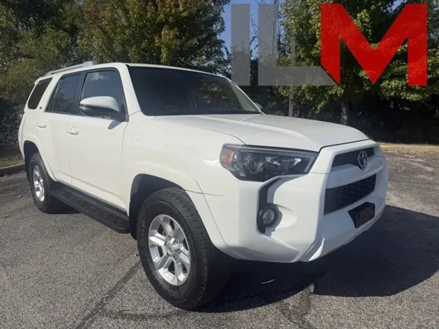 2017 Toyota 4Runner SR5 Premium photo 1