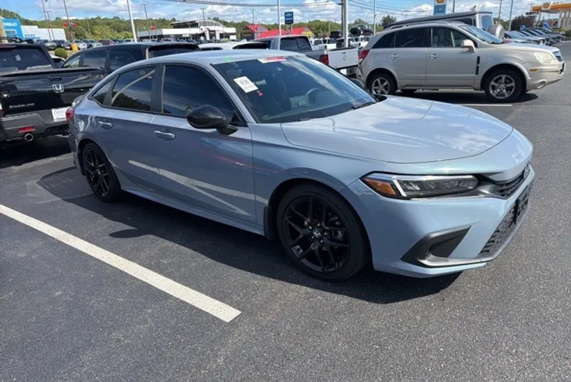 2024 Honda Civic Sport photo 1