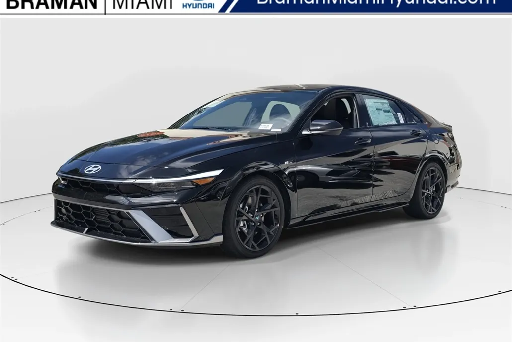2025 Hyundai Elantra N Line photo 1