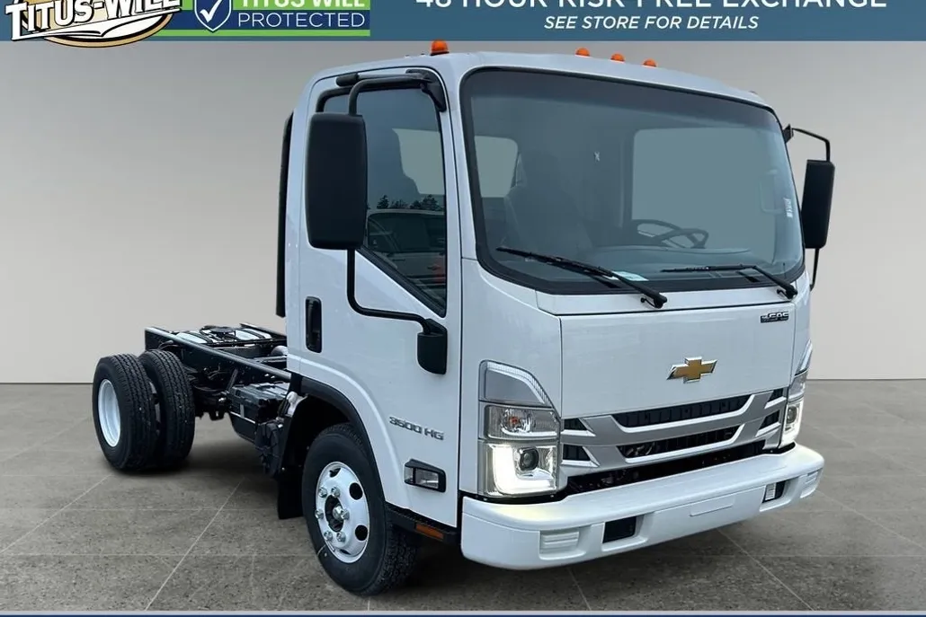 2025 Chevrolet Silverado 3500HD photo 1