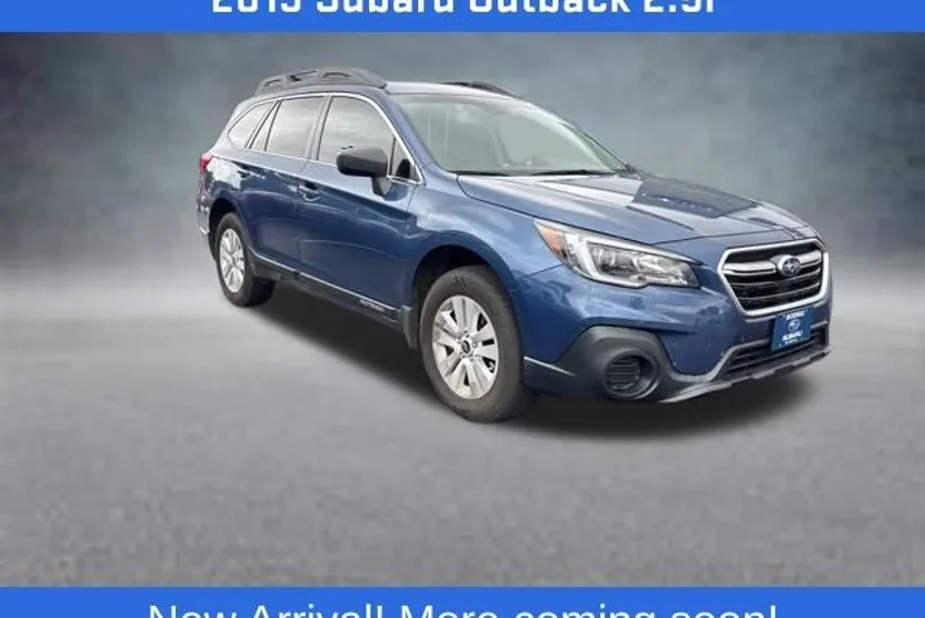 2019 Subaru Outback 2.5i photo 1