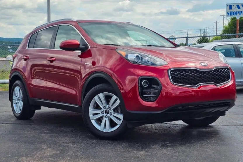2017 Kia Sportage LX photo 1