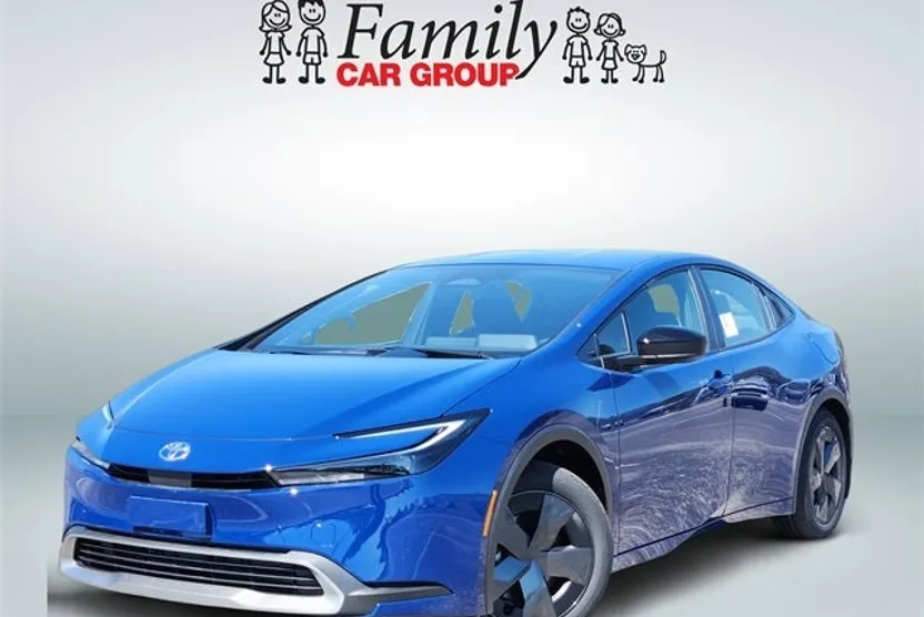 2026 Toyota Prius Plug-in Hybrid SE photo 1