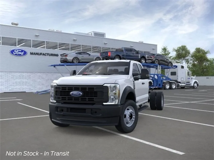 2026 Ford F-550 photo 1