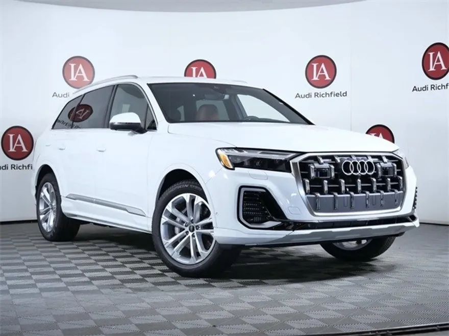 2025 Audi Q7 55 Premium photo 1