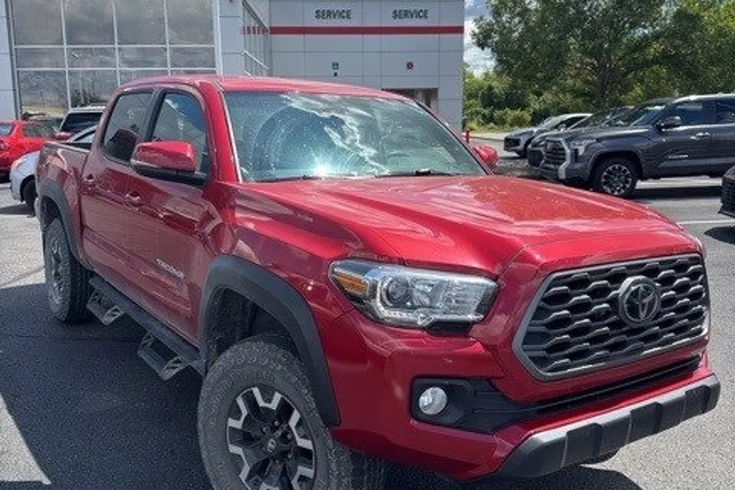 2023 Toyota Tacoma Double Cab 4x4 photo 1