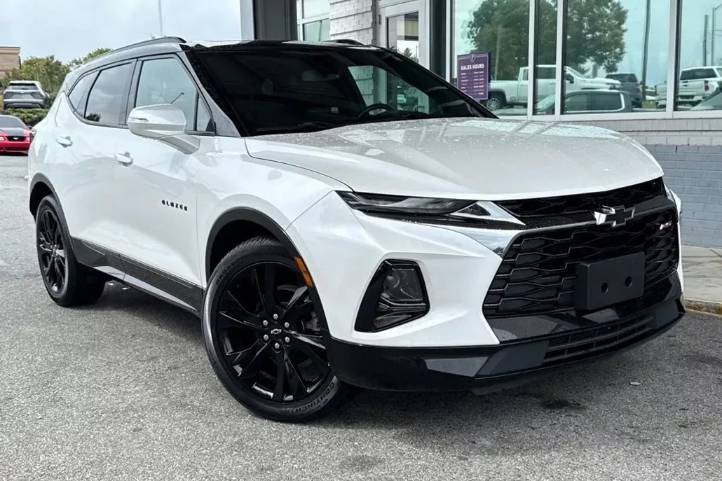 2022 Chevrolet Blazer RS photo 1