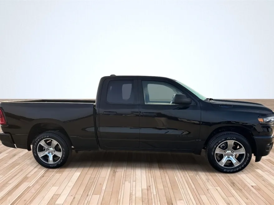 2025 Ram 1500 Tradesman photo 1