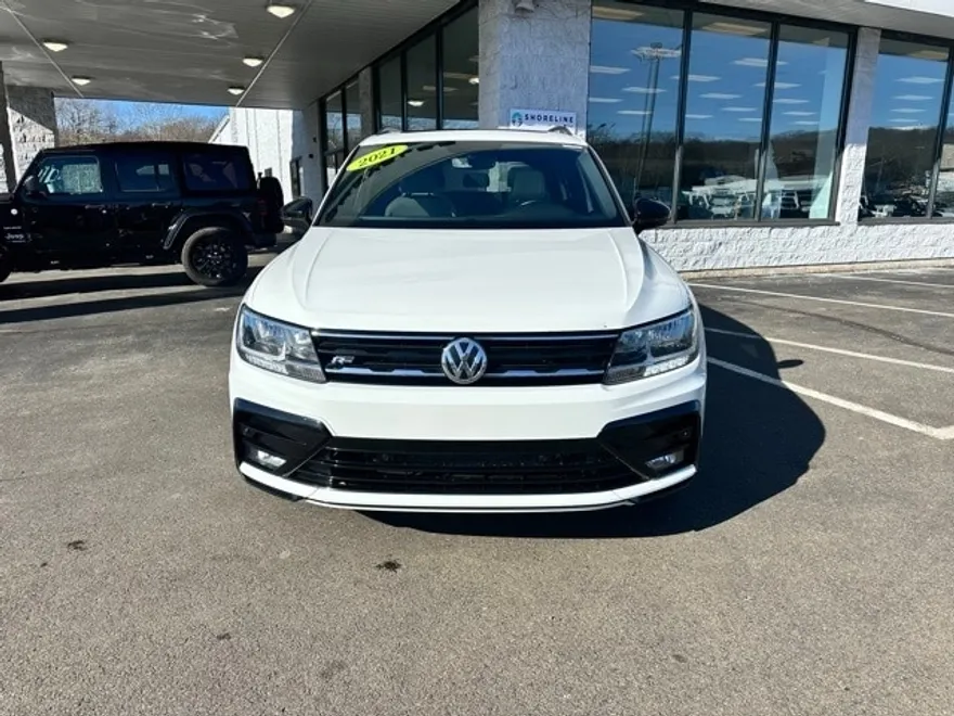2021 Volkswagen Tiguan SE photo 1