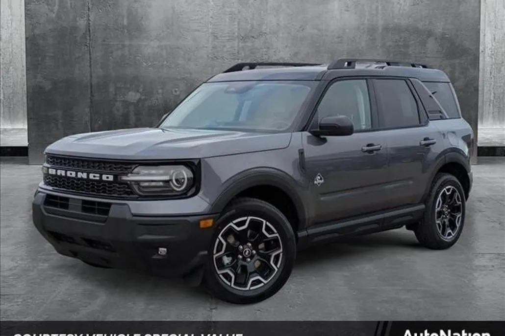 2025 Ford Bronco Sport Outer Banks photo 1