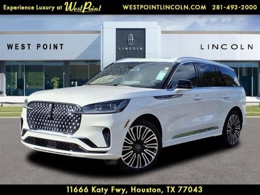 2025 Lincoln Aviator Black Label photo 1