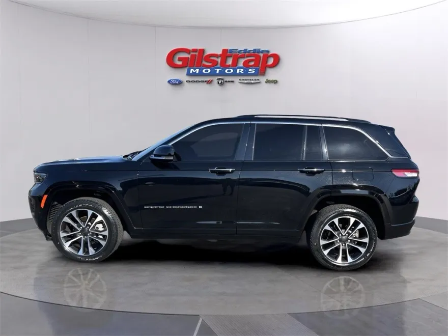 2022 Jeep Grand Cherokee Overland photo 1