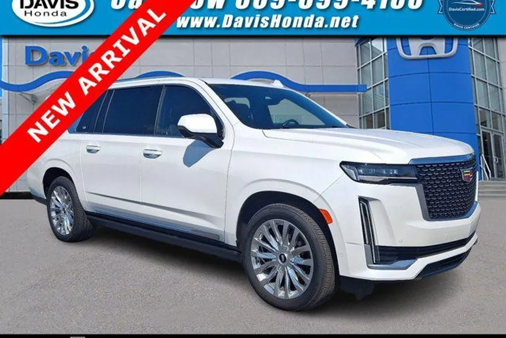 2024 Cadillac Escalade ESV Premium Luxury photo 1