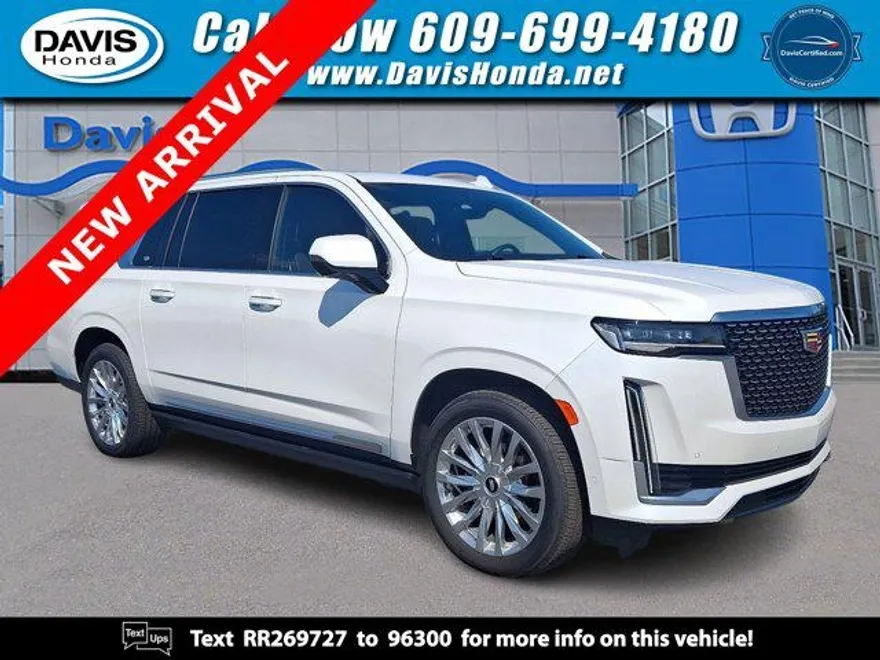 2024 Cadillac Escalade ESV Premium Luxury photo 1