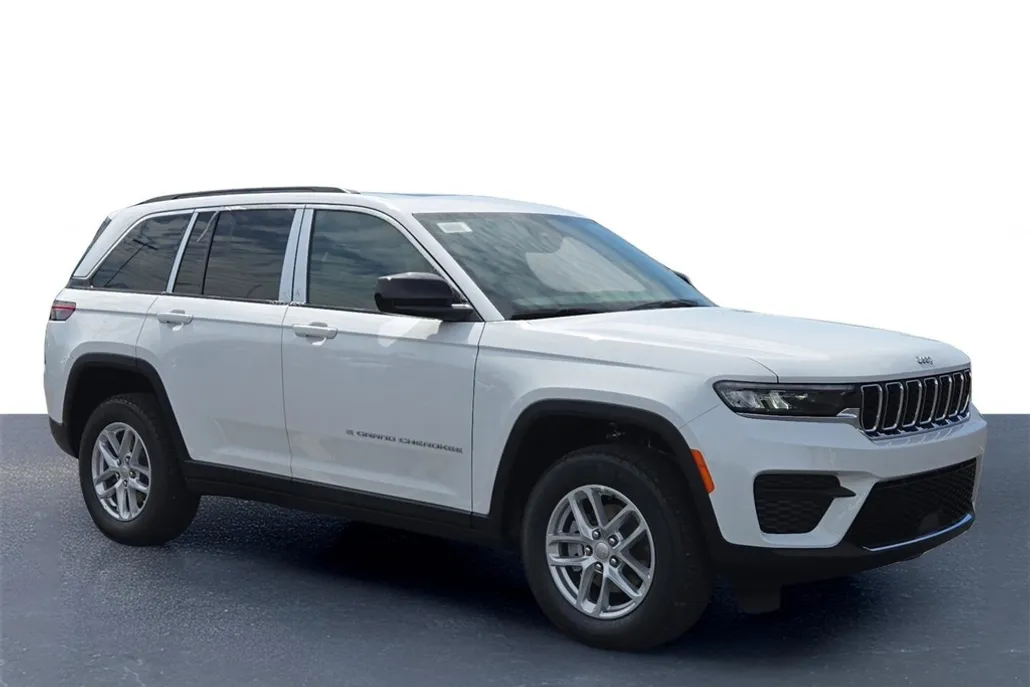 2025 Jeep Grand Cherokee Laredo X photo 1