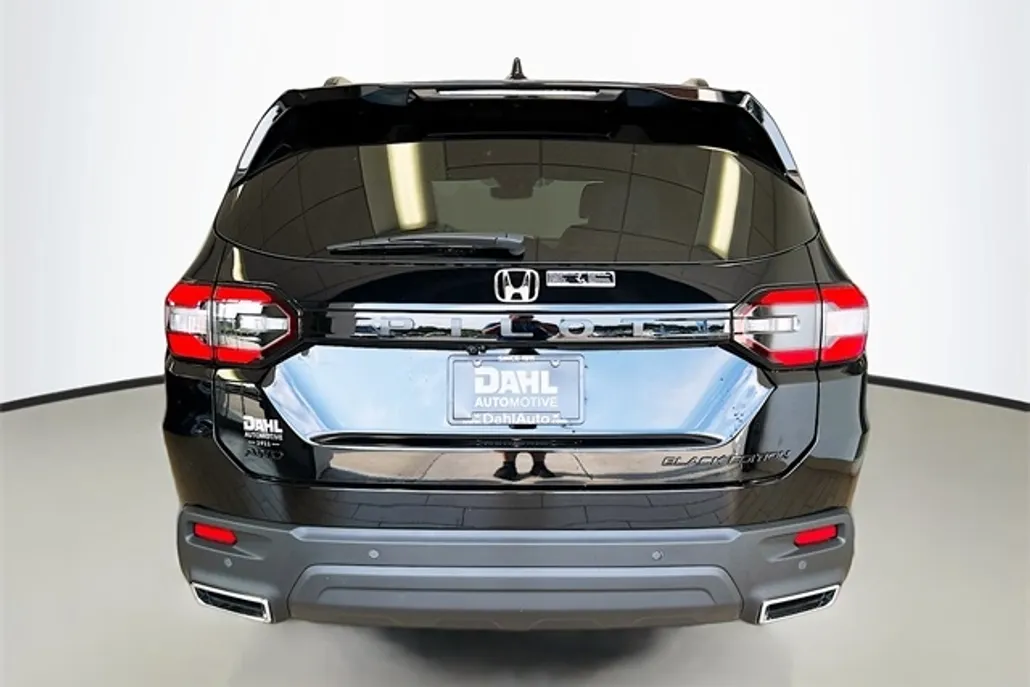 2025 Honda Pilot Black Edition photo 1