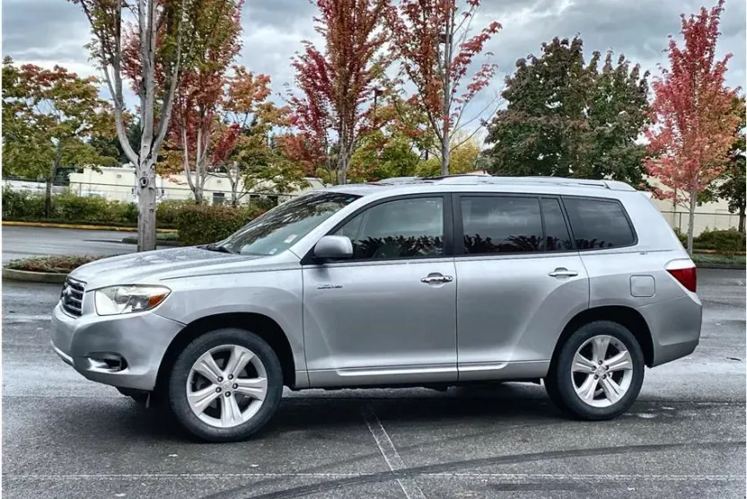 2009 Toyota Highlander Limited Sport photo 1