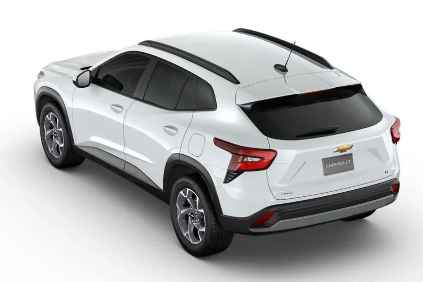2025 Chevrolet Trax LT photo 1