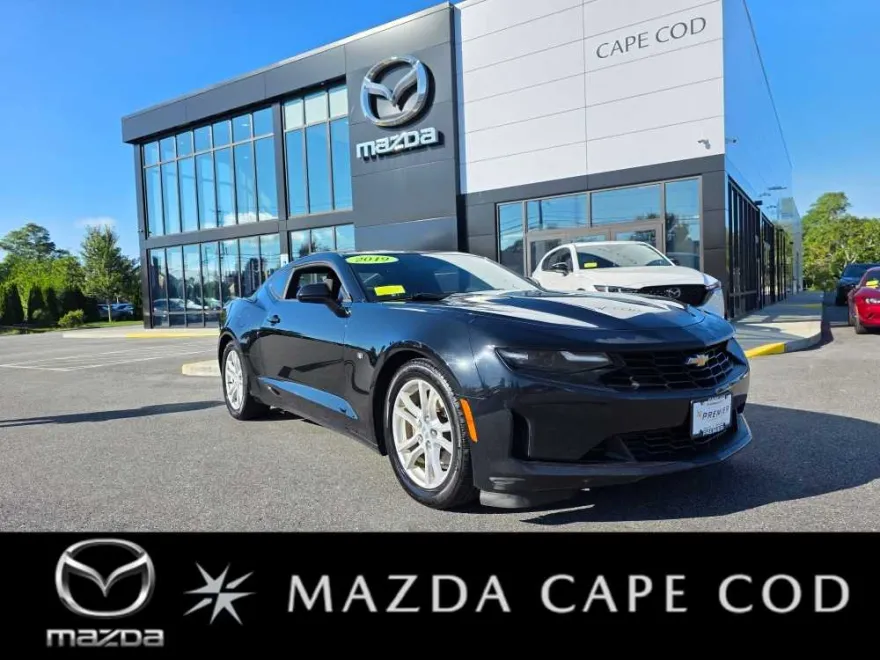 2019 Chevrolet Camaro 1LS photo 1