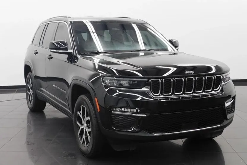 2024 Jeep Grand Cherokee Limited photo 1