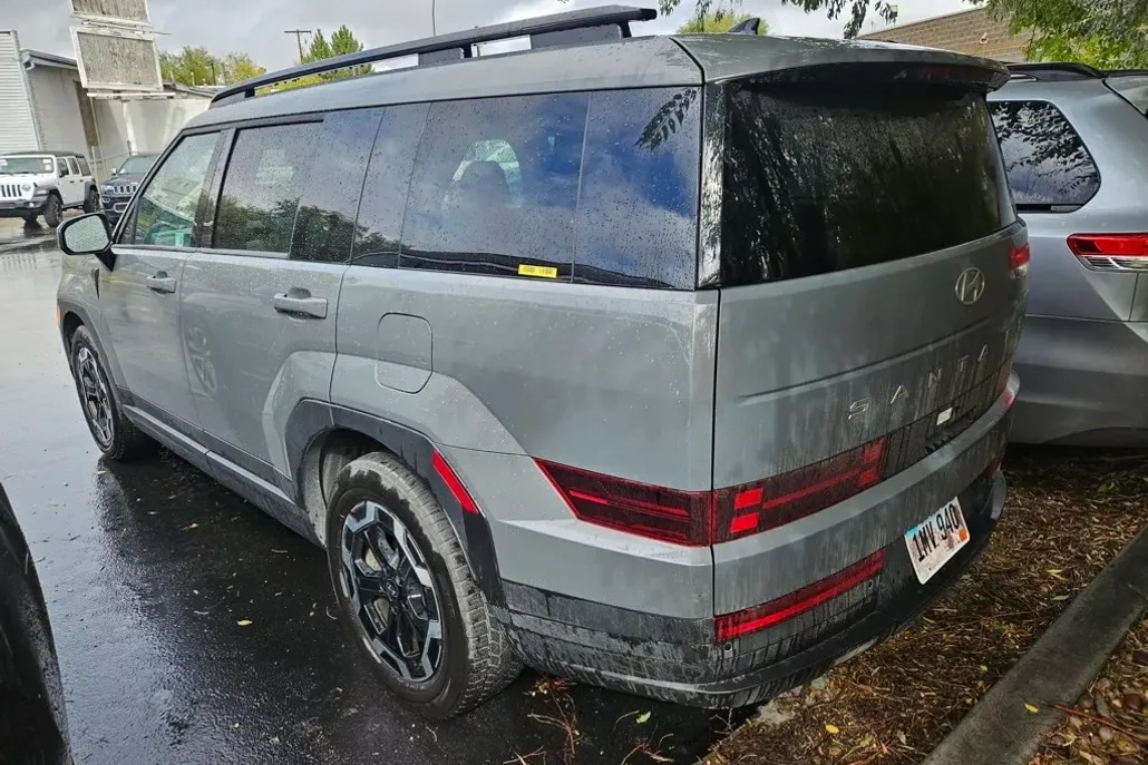 2024 Hyundai Santa Fe SEL photo 1
