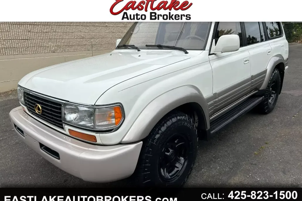 1997 Lexus LX 450 Base photo 1