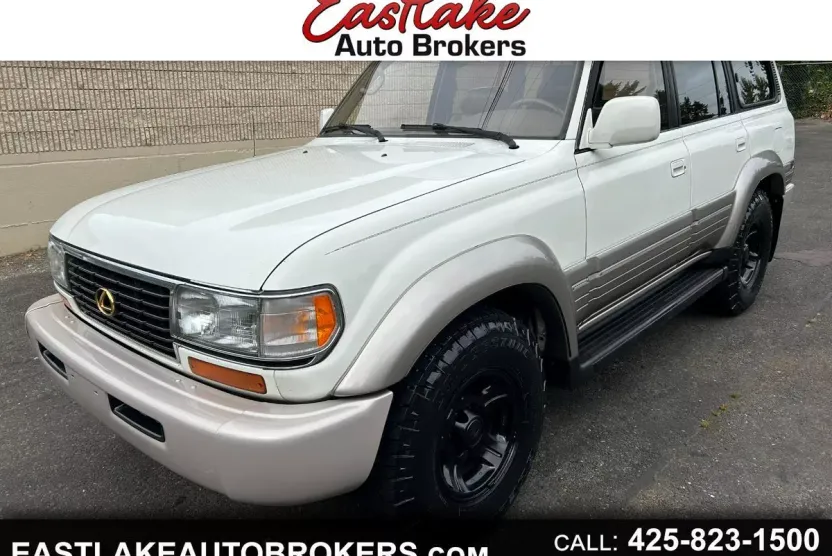 1997 Lexus LX 450 Base photo 1