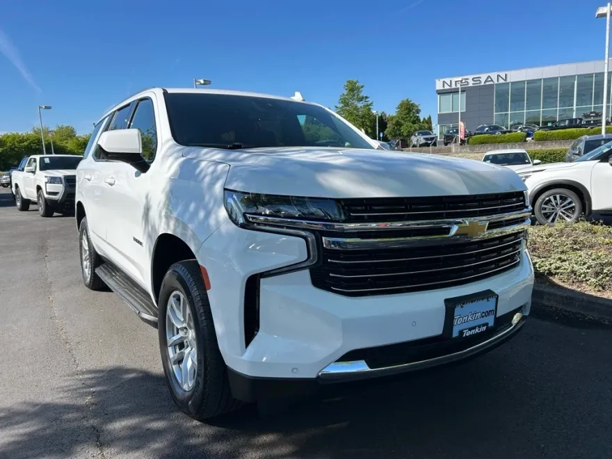 2023 Chevrolet Tahoe LT photo 1
