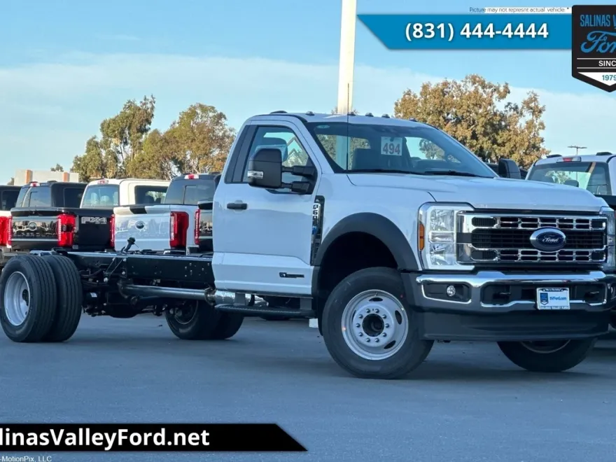 2024 Ford F-600 photo 1