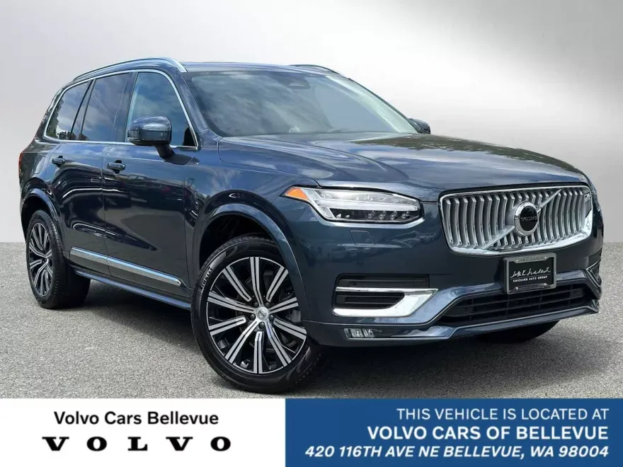 2025 Volvo XC90 B5 Core photo 1