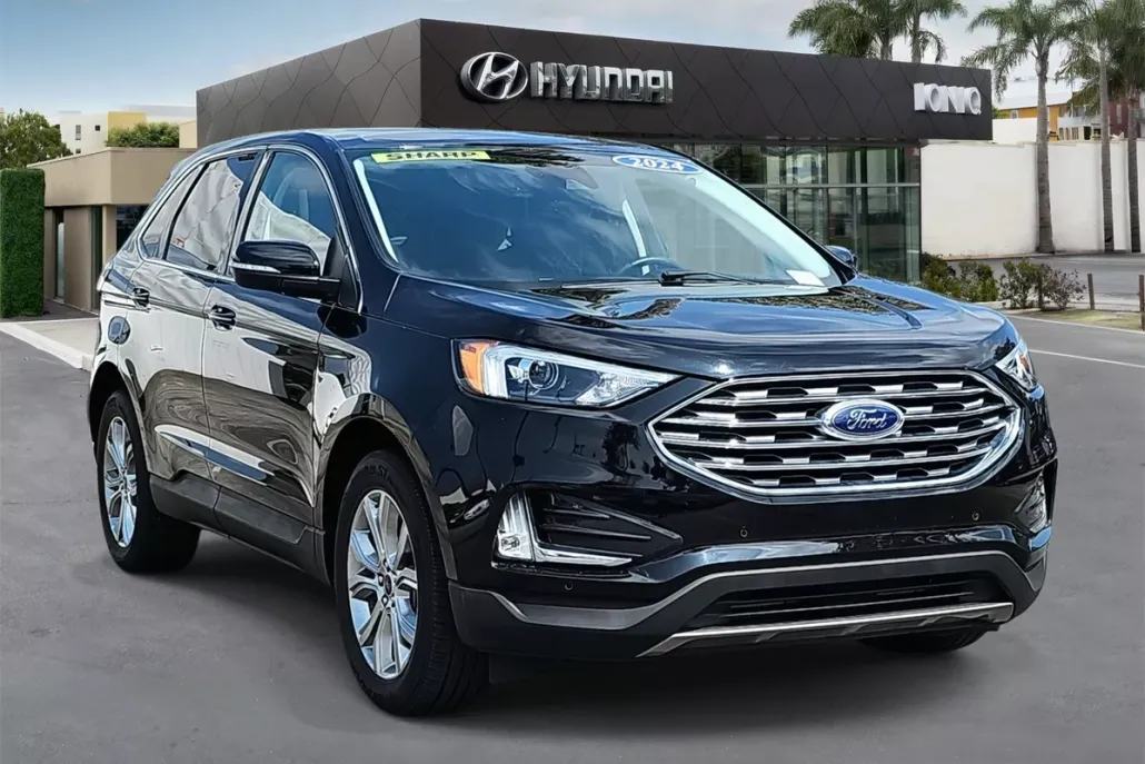2024 Ford Edge Titanium photo 1