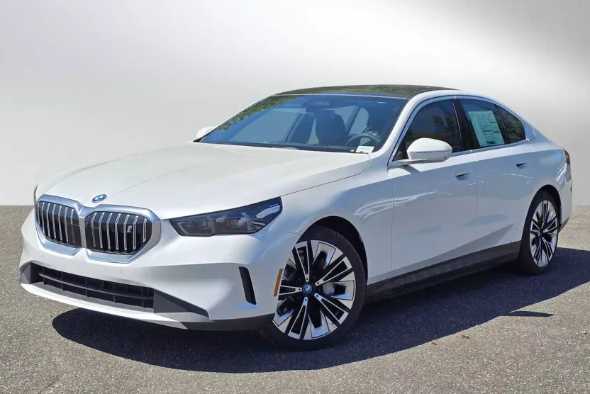 2024 Bmw i5 eDrive40 photo 1