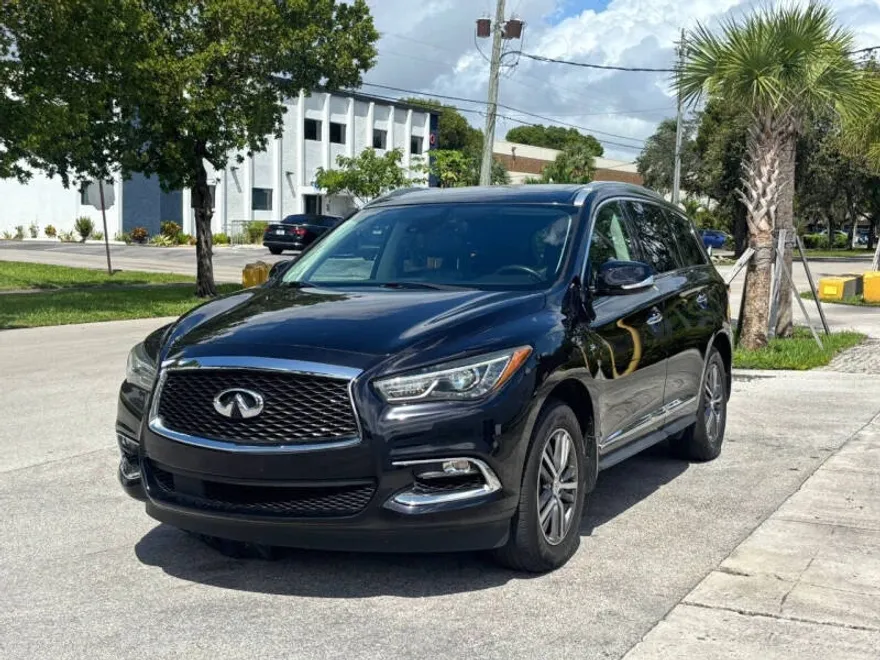 2020 Infiniti QX60 Luxe photo 1