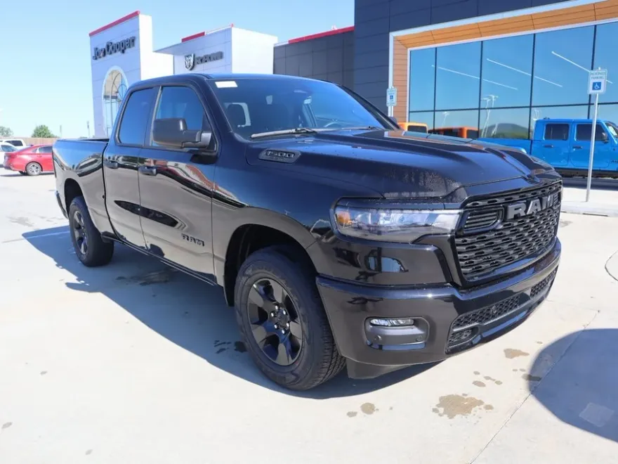 2025 Ram 1500 Tradesman photo 1