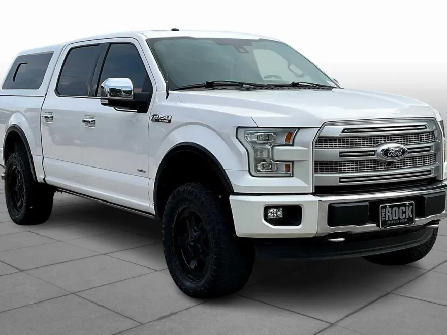 2016 Ford F-150 Platinum photo 1